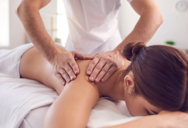 Masaje terapéutico